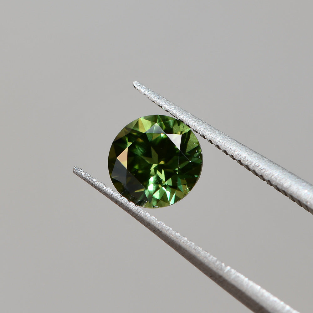 Australian Sapphire Round 1=1.50ct Green