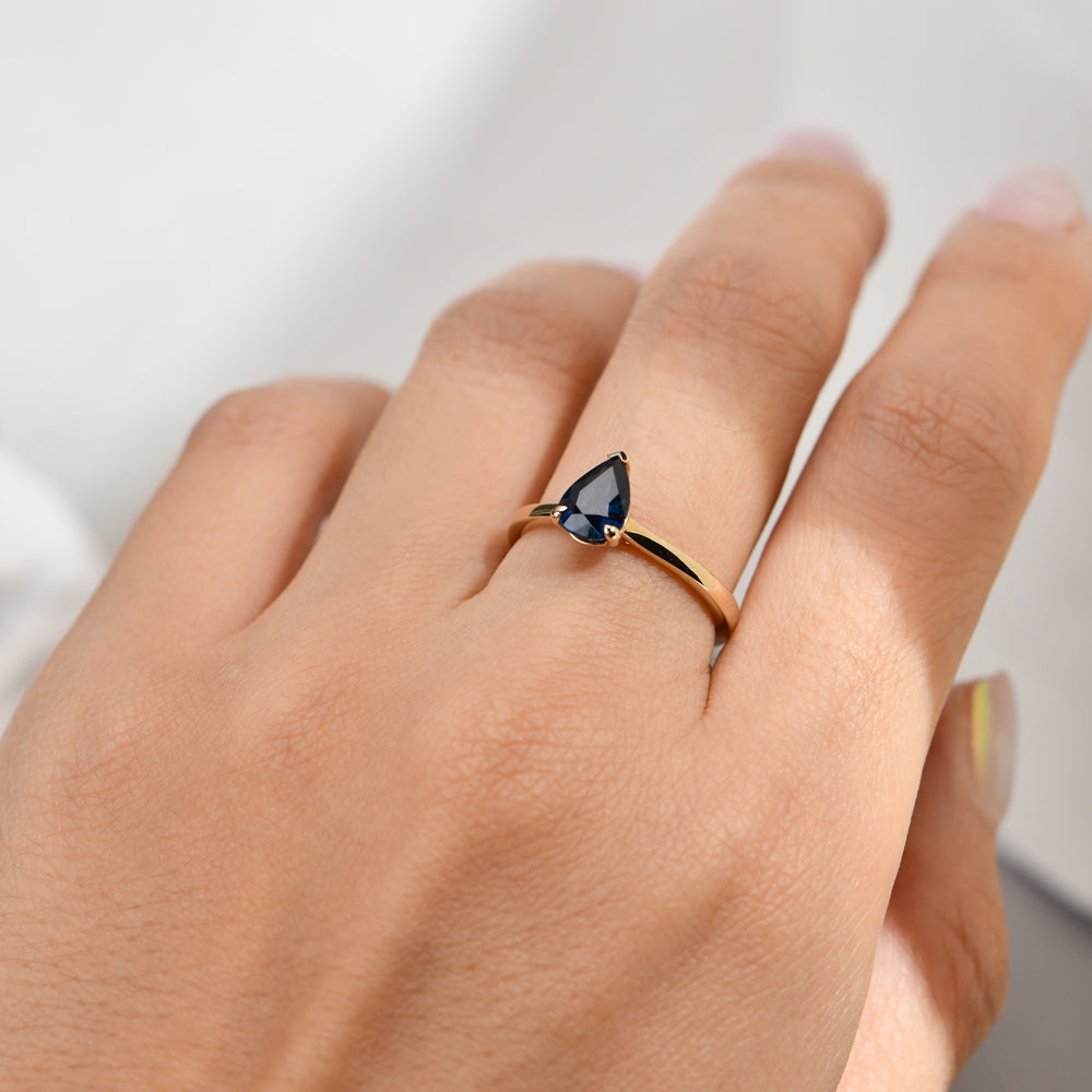 Maira Pear Ring