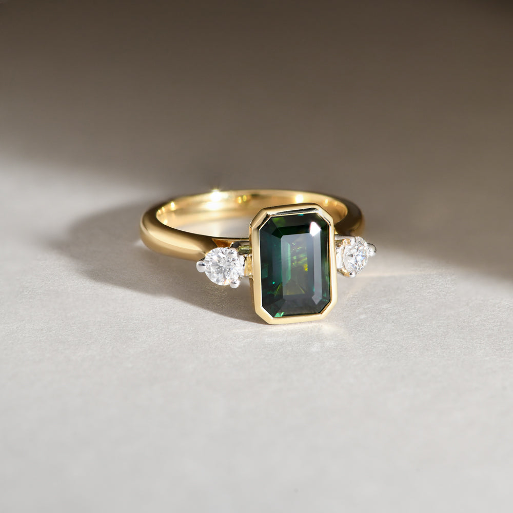 Elandra Emerald Ring