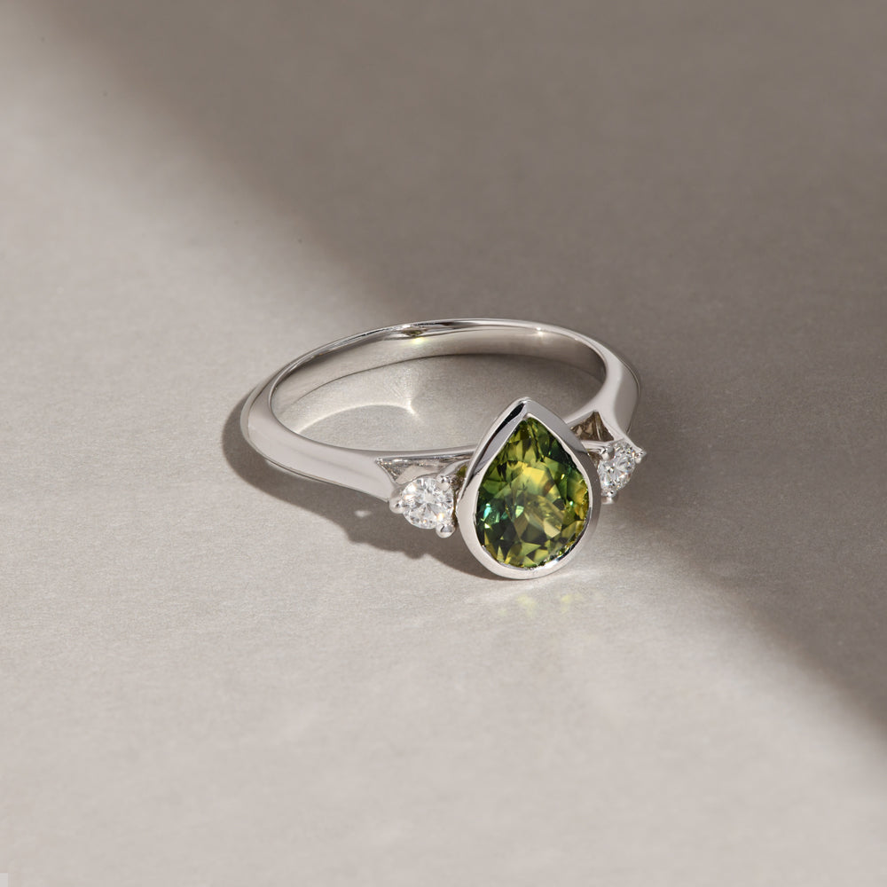 Elandra Pear Ring