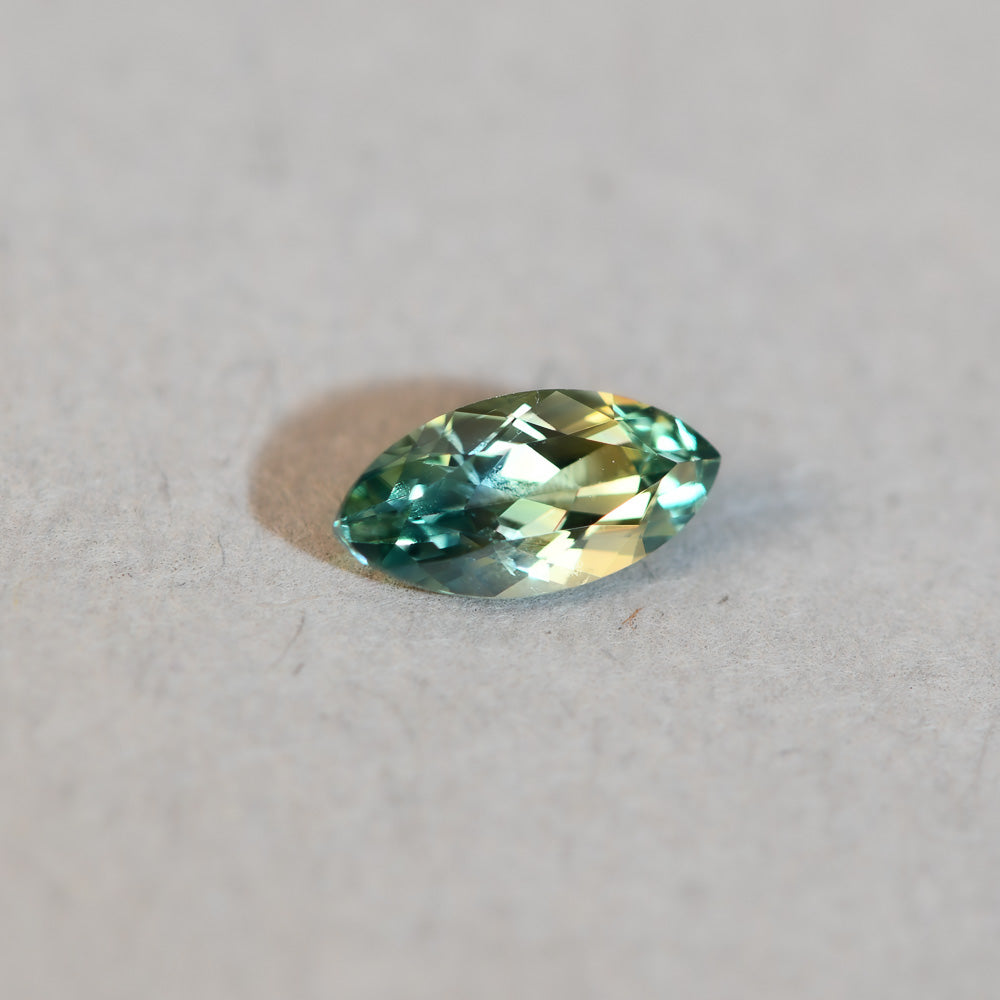 Australian Sapphire Marquise Pale 0=0.94ct Teal Parti