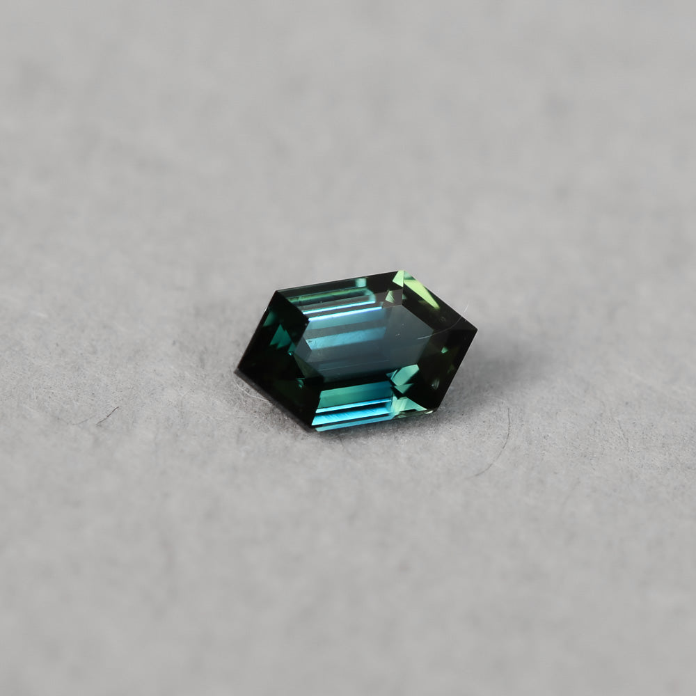 Australian Sapphire Fancy 1=0.67ct Blue Teal