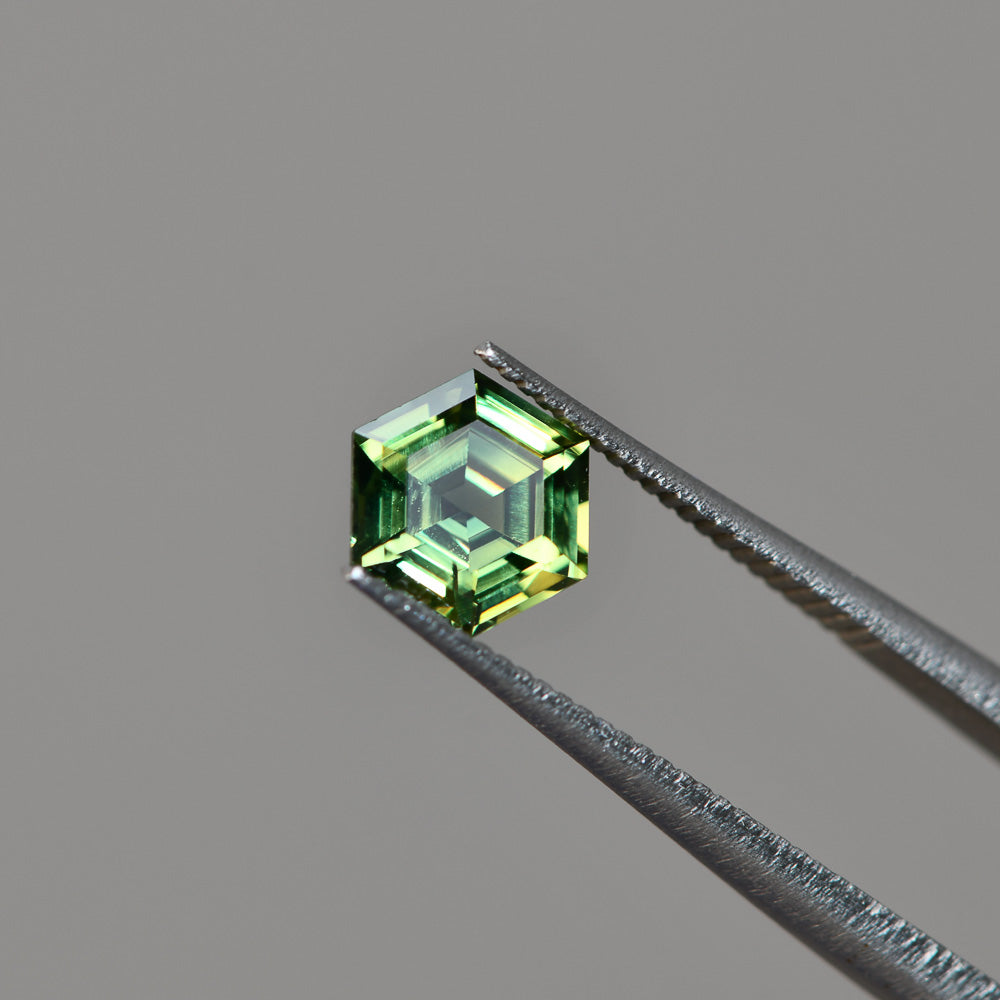 Australian Sapphire Hexagon 1=1.36ct Green