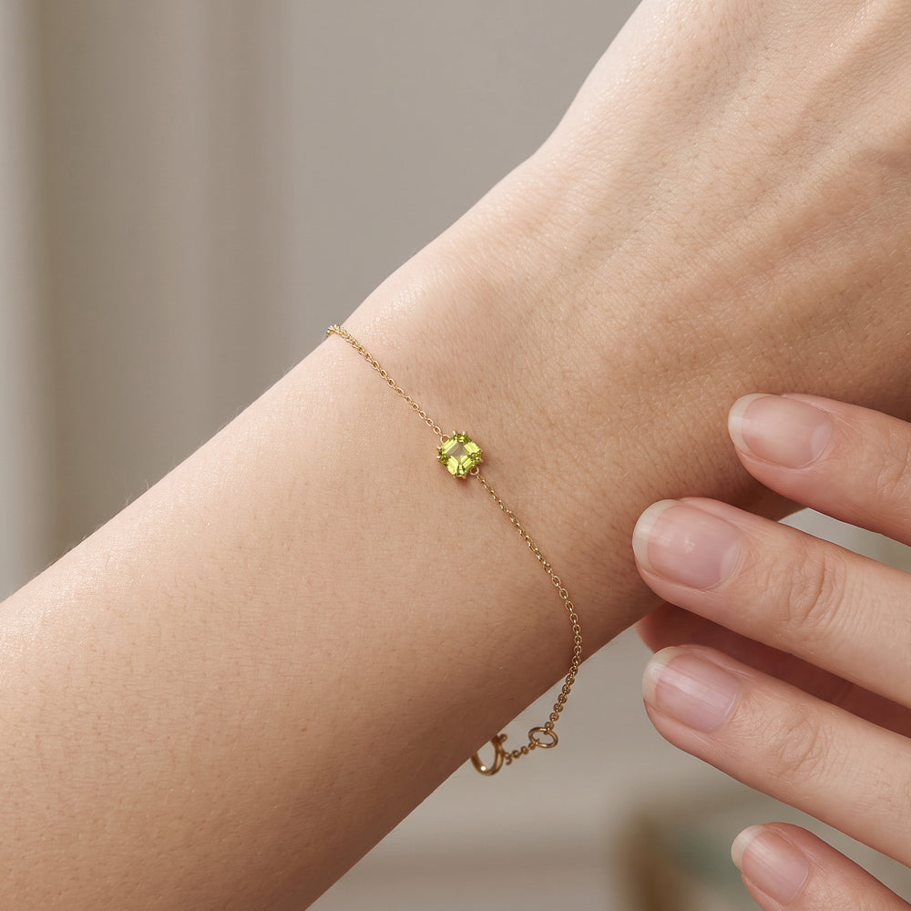 Sadie Square Emerald Bracelet