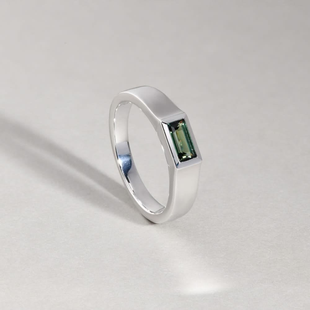Avery Ring