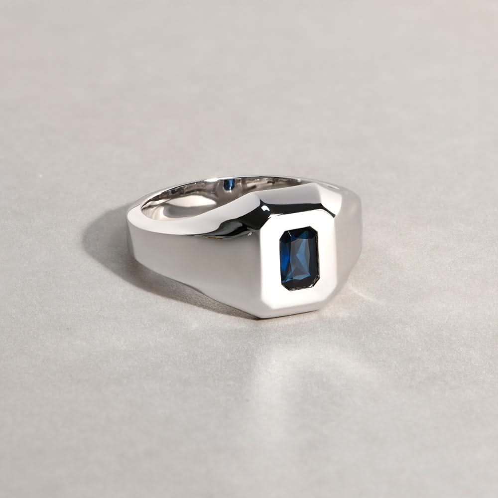 Avery Ring