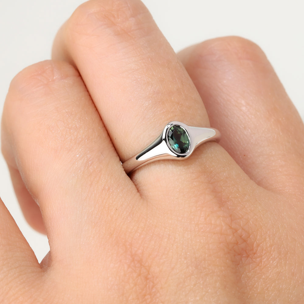 Ingrid Oval Ring