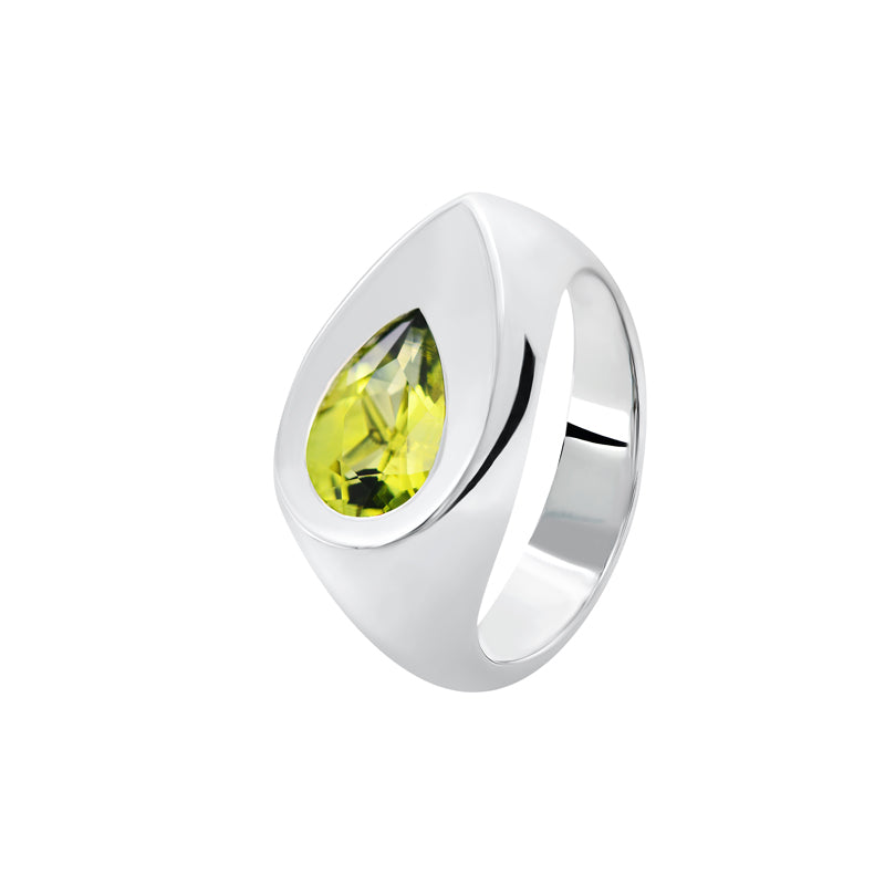 Avery Pear Sapphire Ring