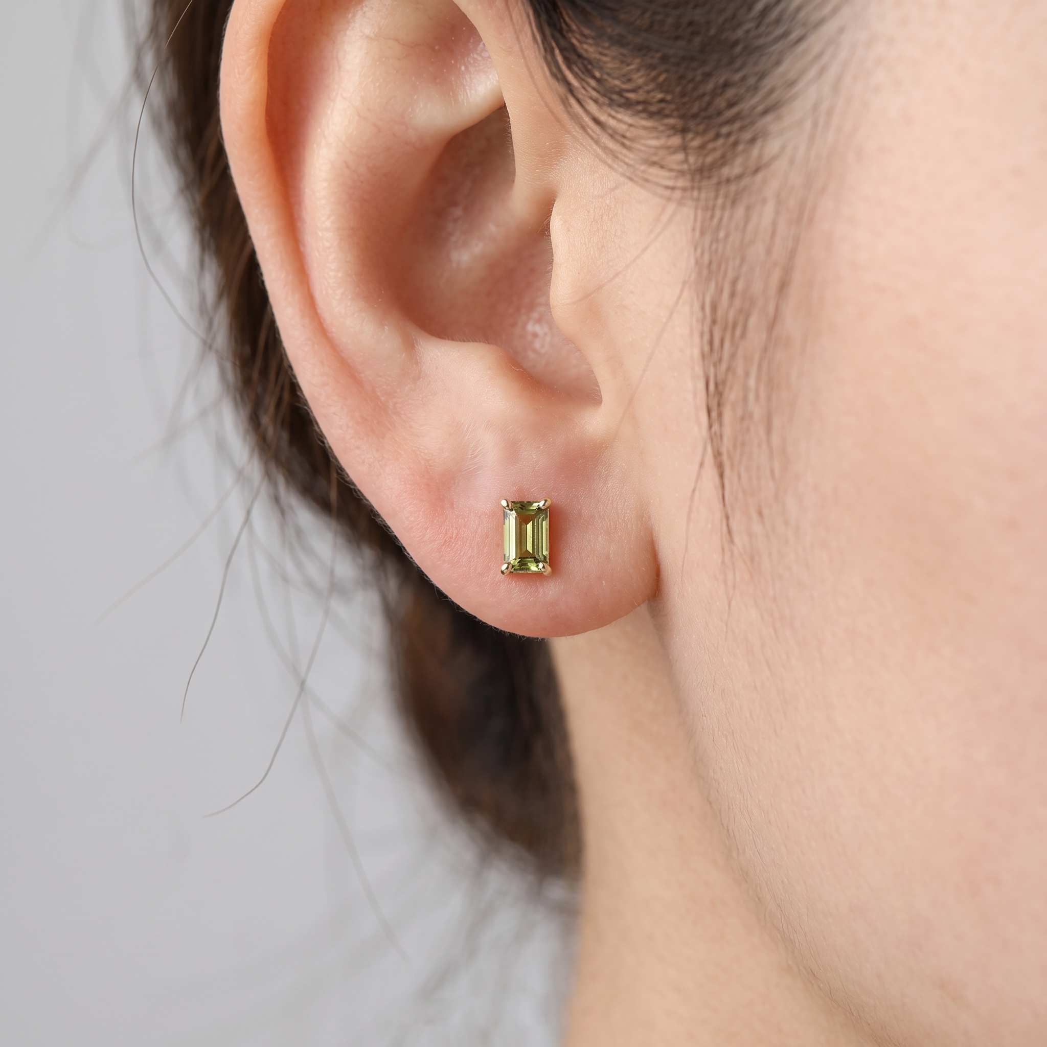 Melba Emerald Earrings
