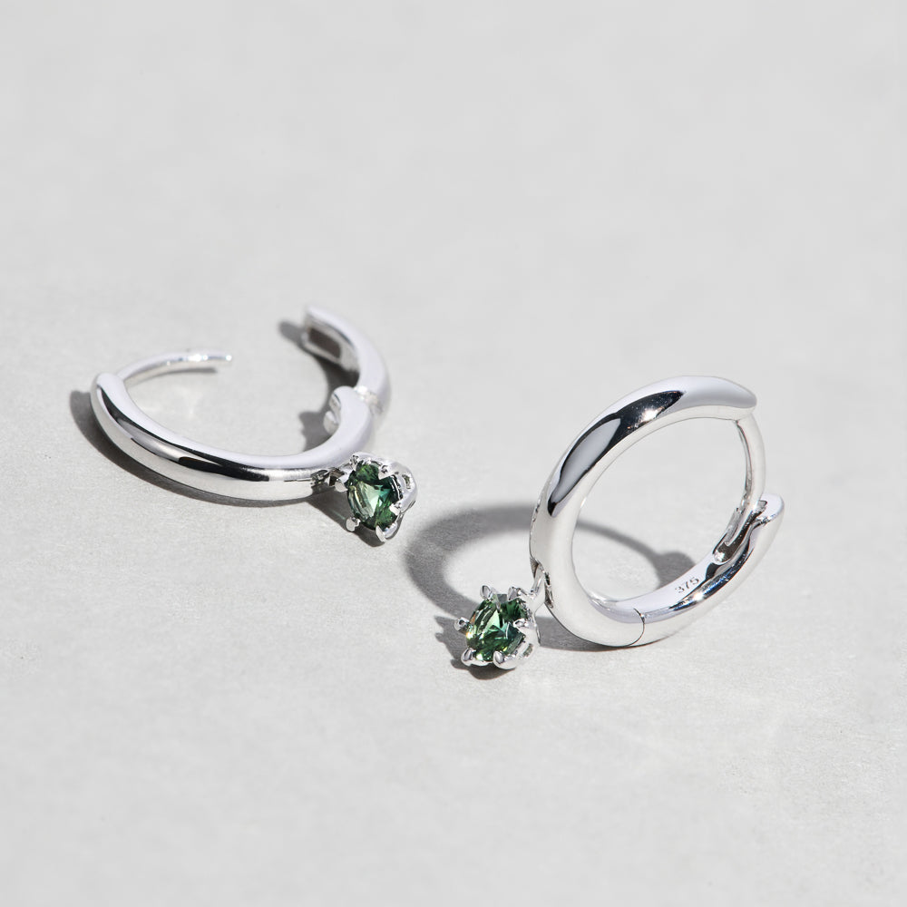 June Round Earrings