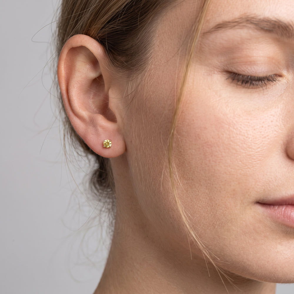 Melba Round Earrings