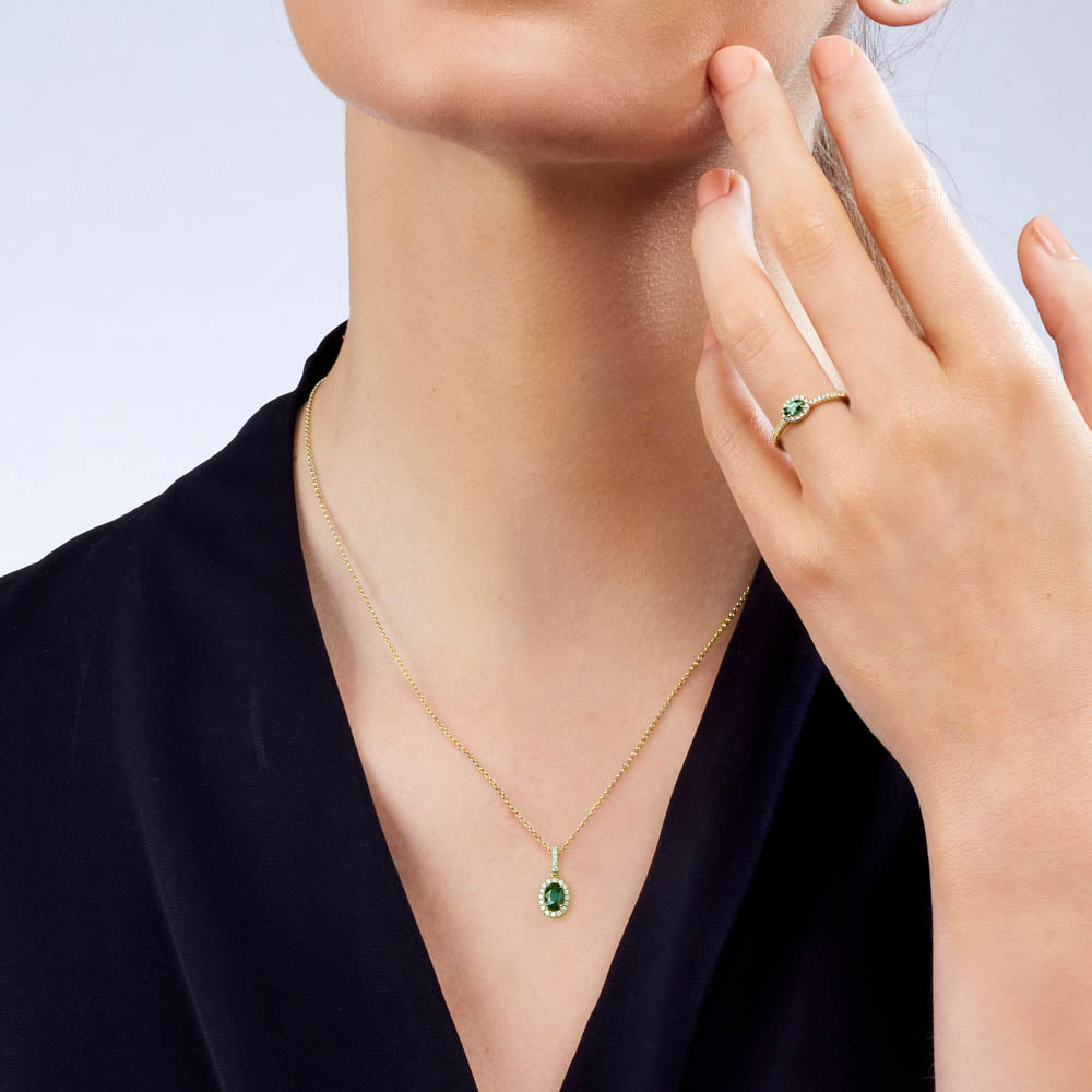Clarissa Oval Necklace