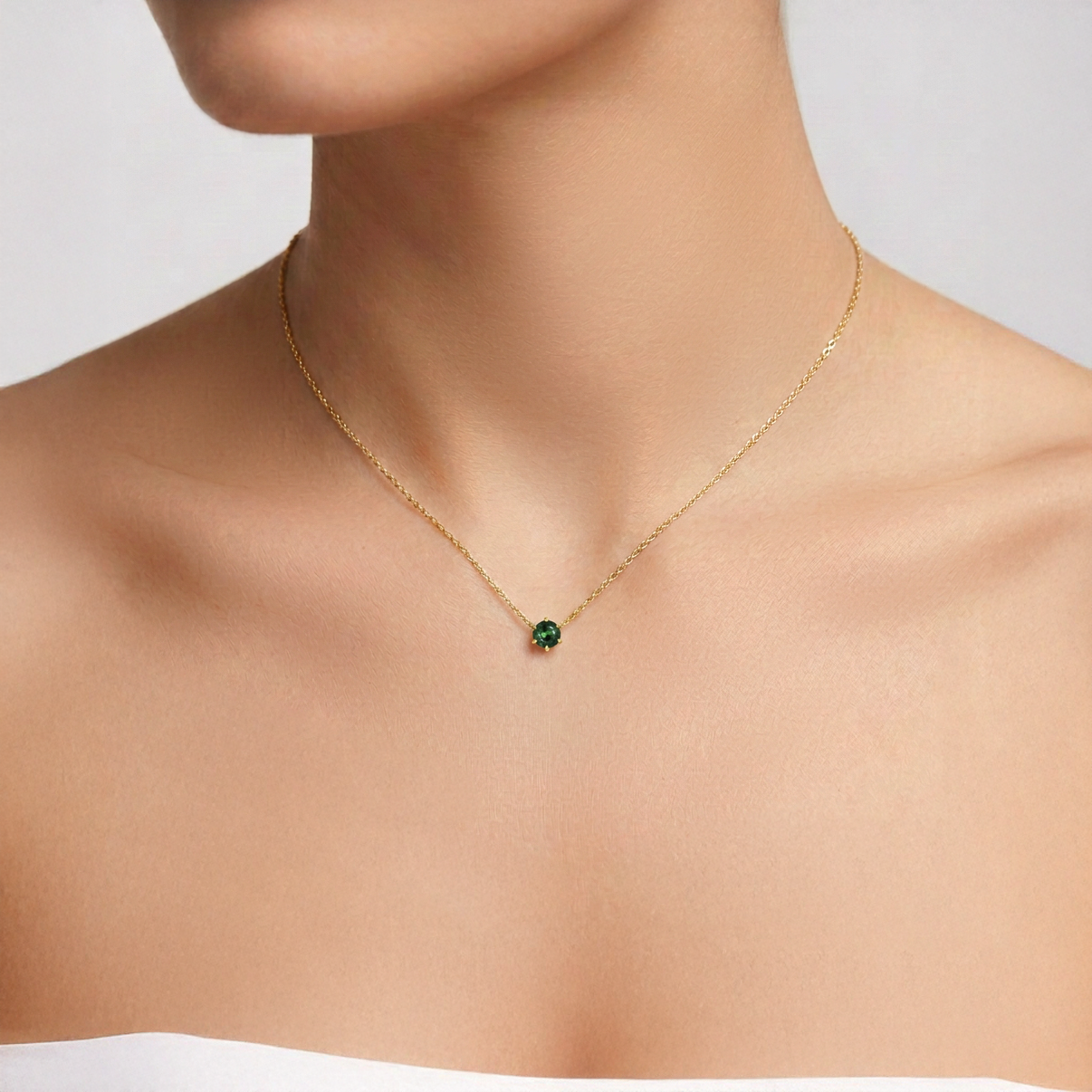 Sadie Round Necklace