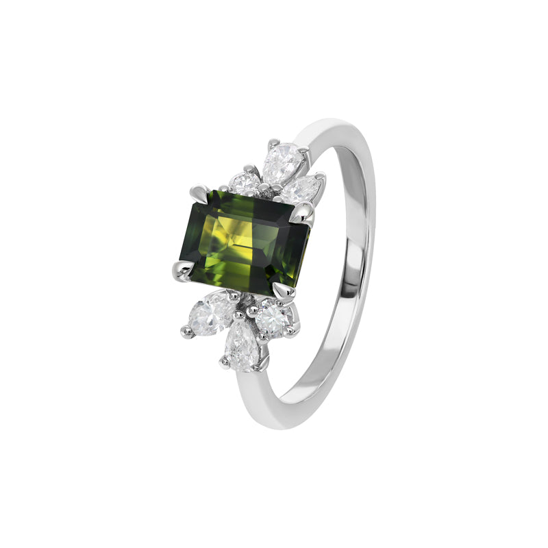Aurelia Emerald Ring