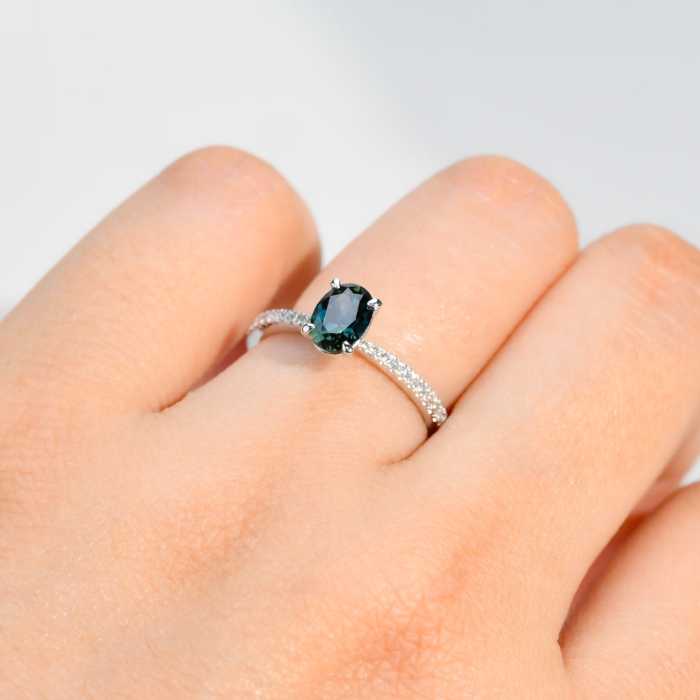 Rowan Oval Ring
