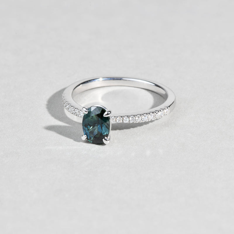 Rowan Oval Ring