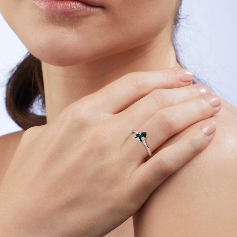 Maira Ring