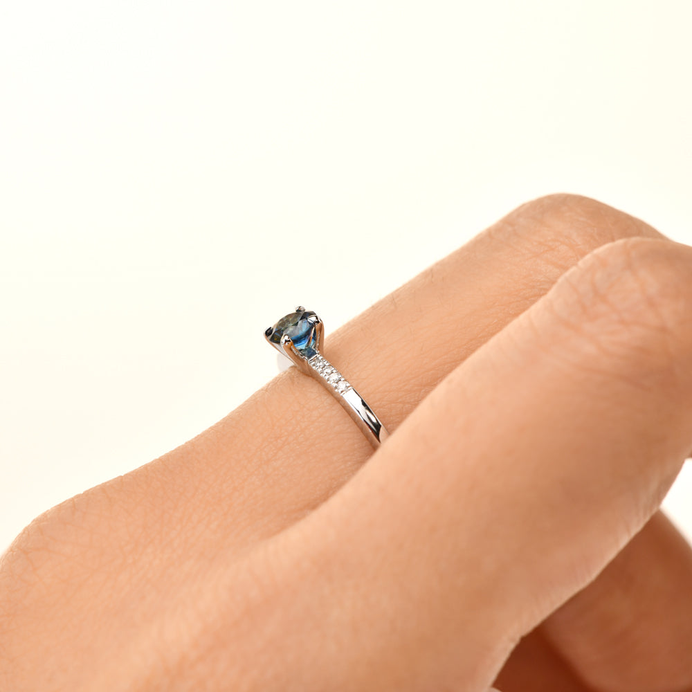 Lucie Ring