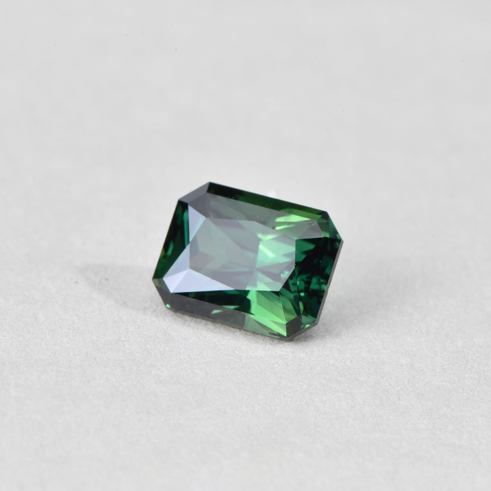 Australian Sapphire Radiant 2.27 Parti Blue