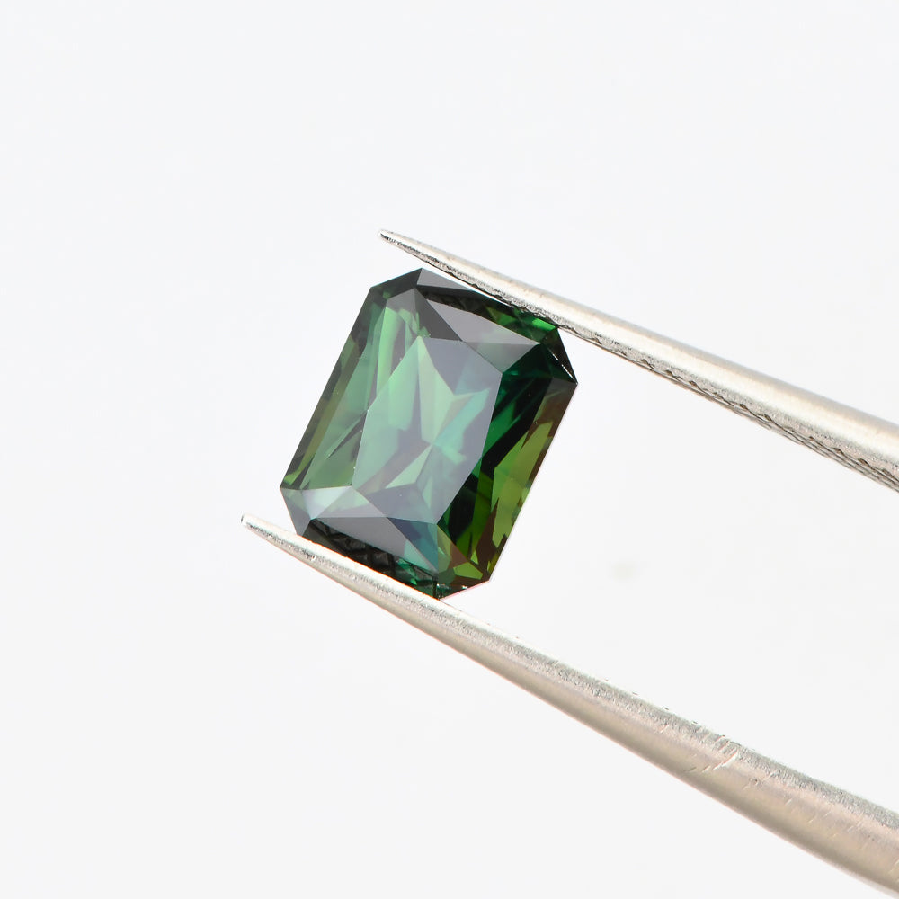 Australian Sapphire Radiant 2.27 Parti Blue