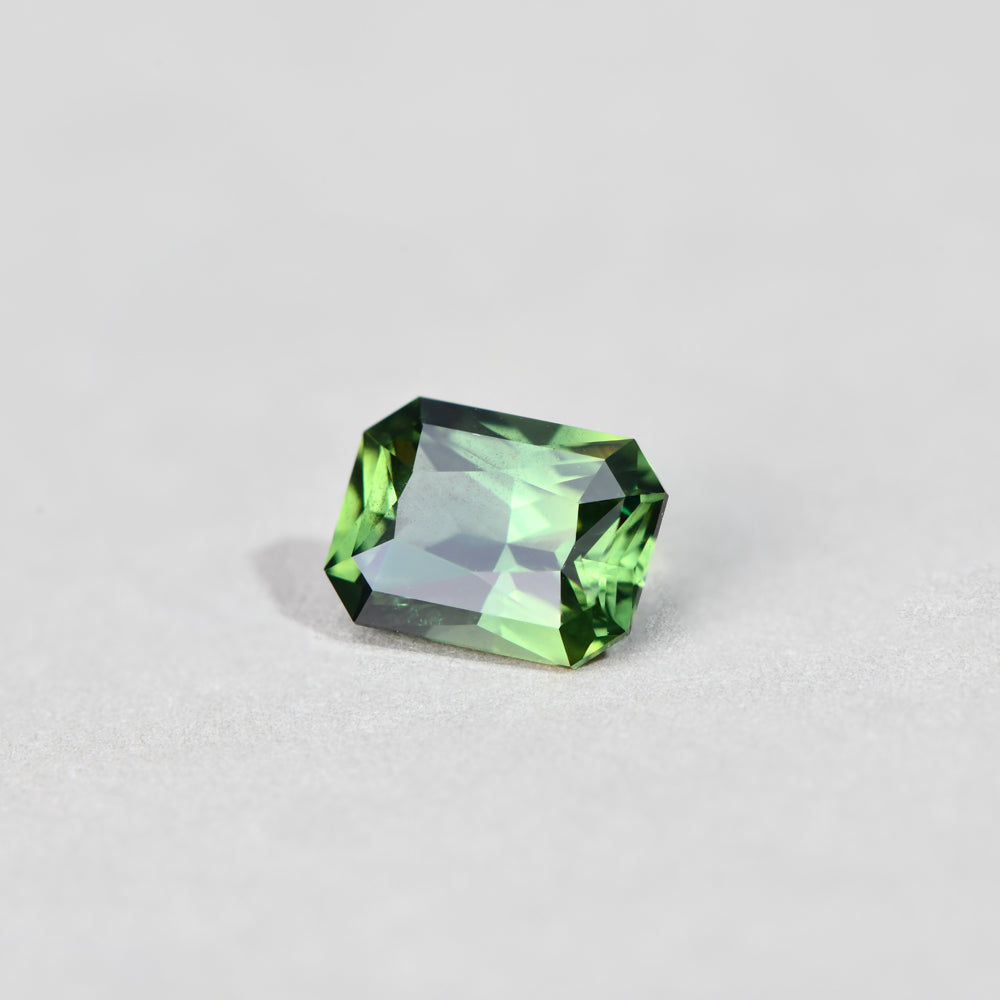 Australian Sapphire Radiant 1.44 Parti NH 