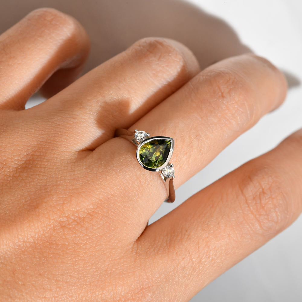 Elandra Pear Ring