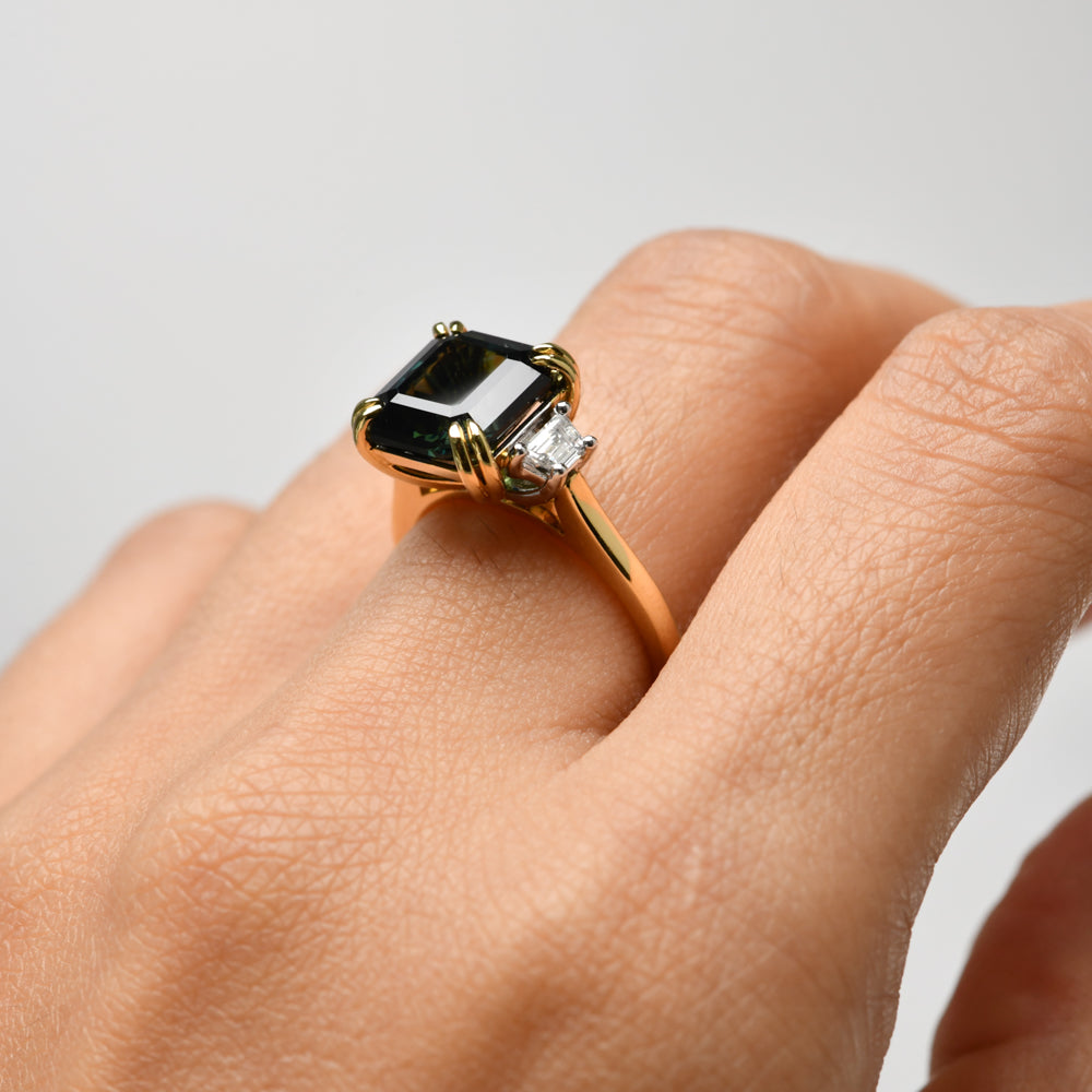 Lorne Ring