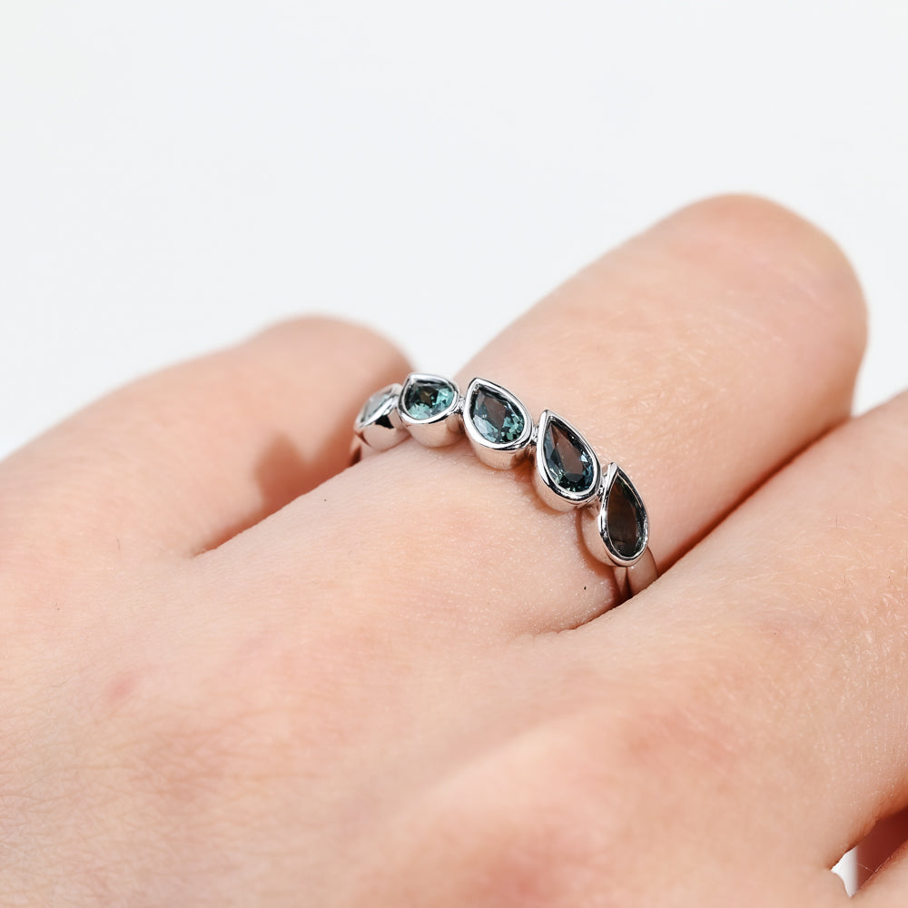 Etta Ring