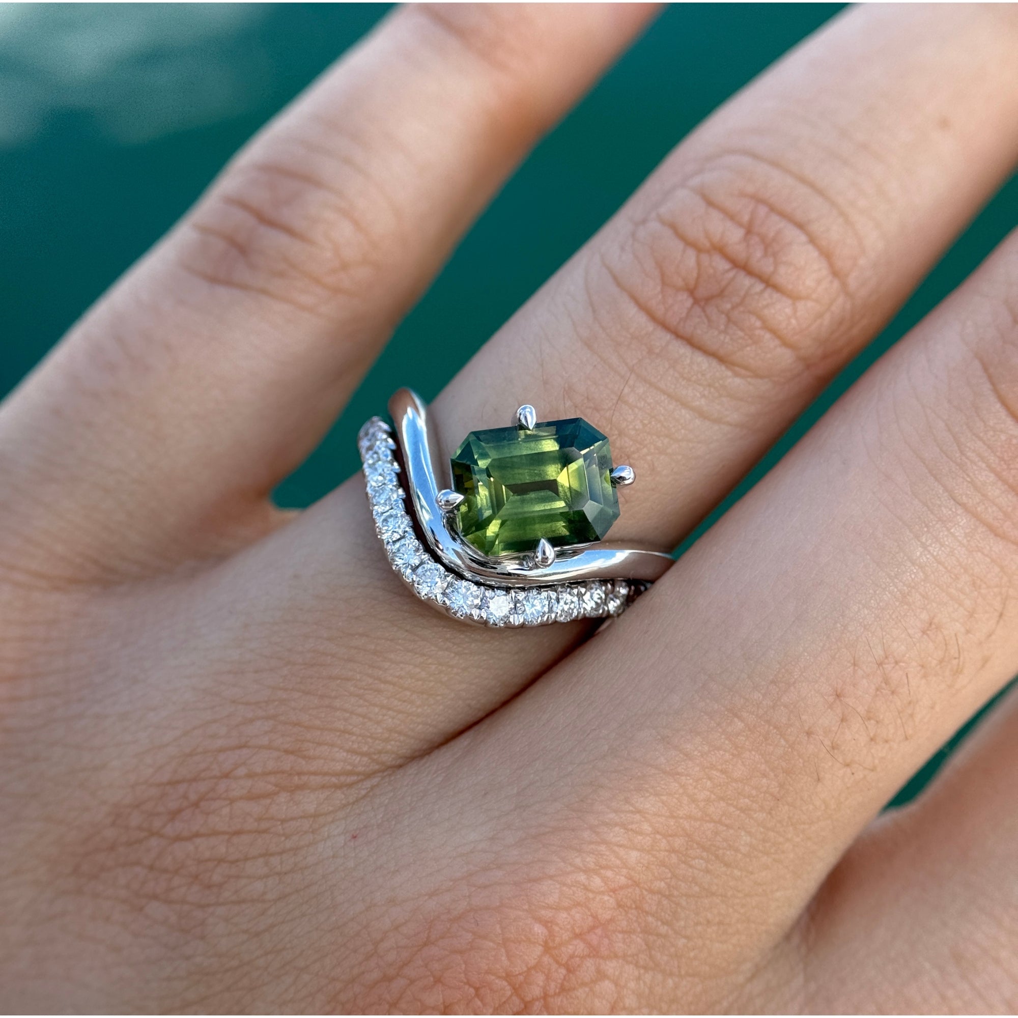 Elysia Emerald Wedder Ring