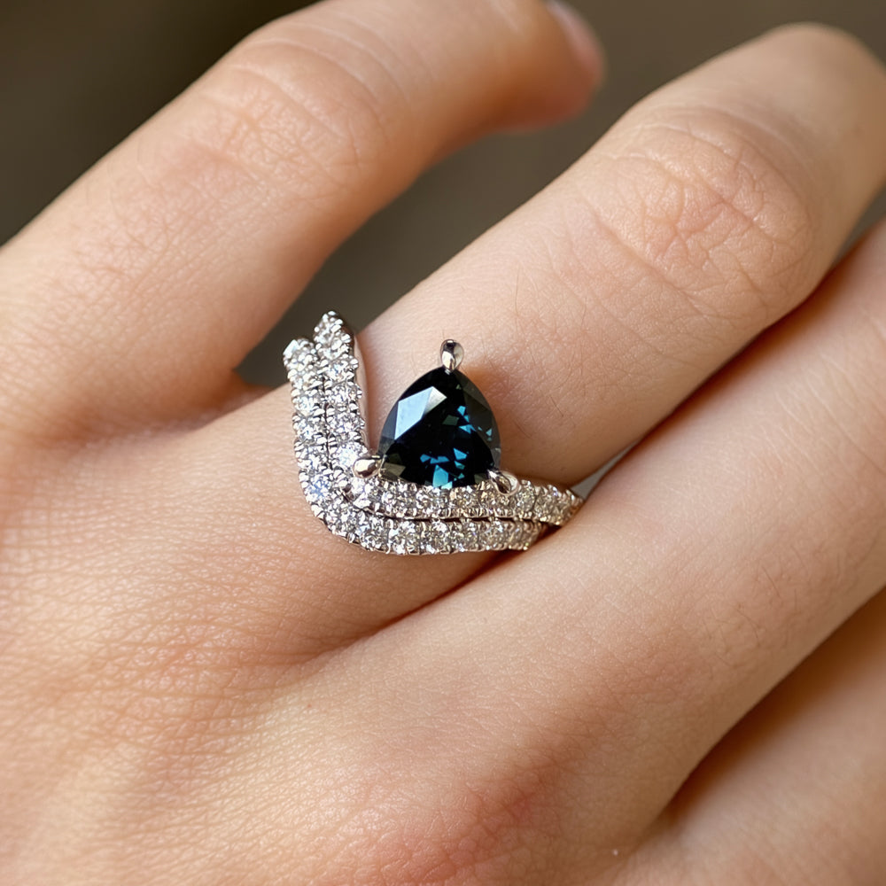 Elysia Triliant Wedder Ring
