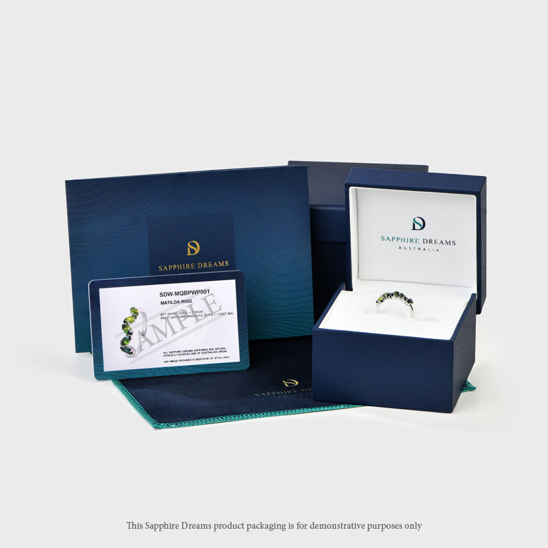 Joan Petite Ring